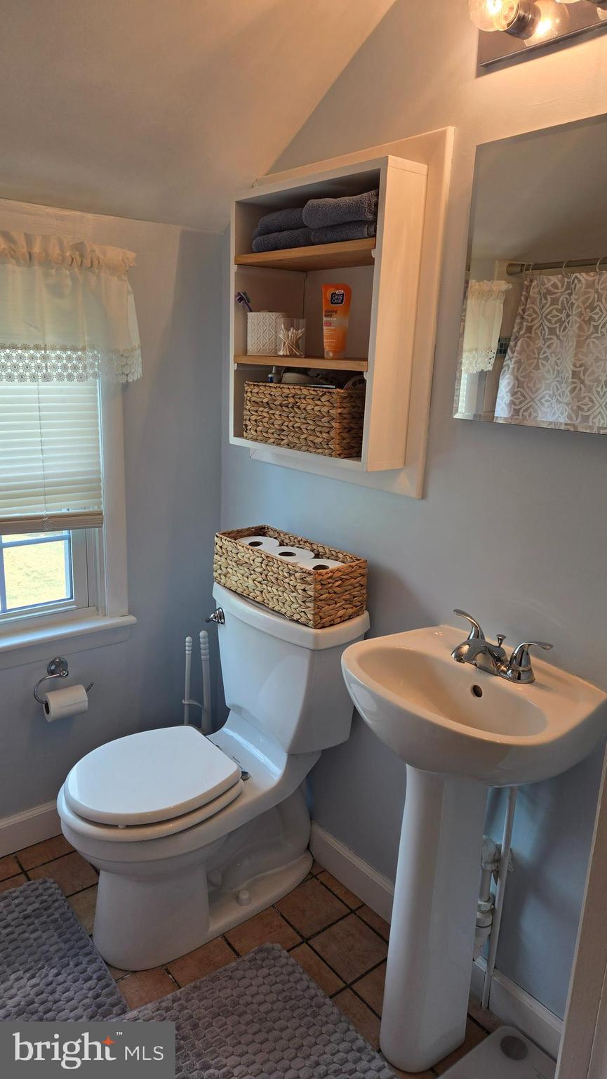 BERKELEY MANOR - Residential