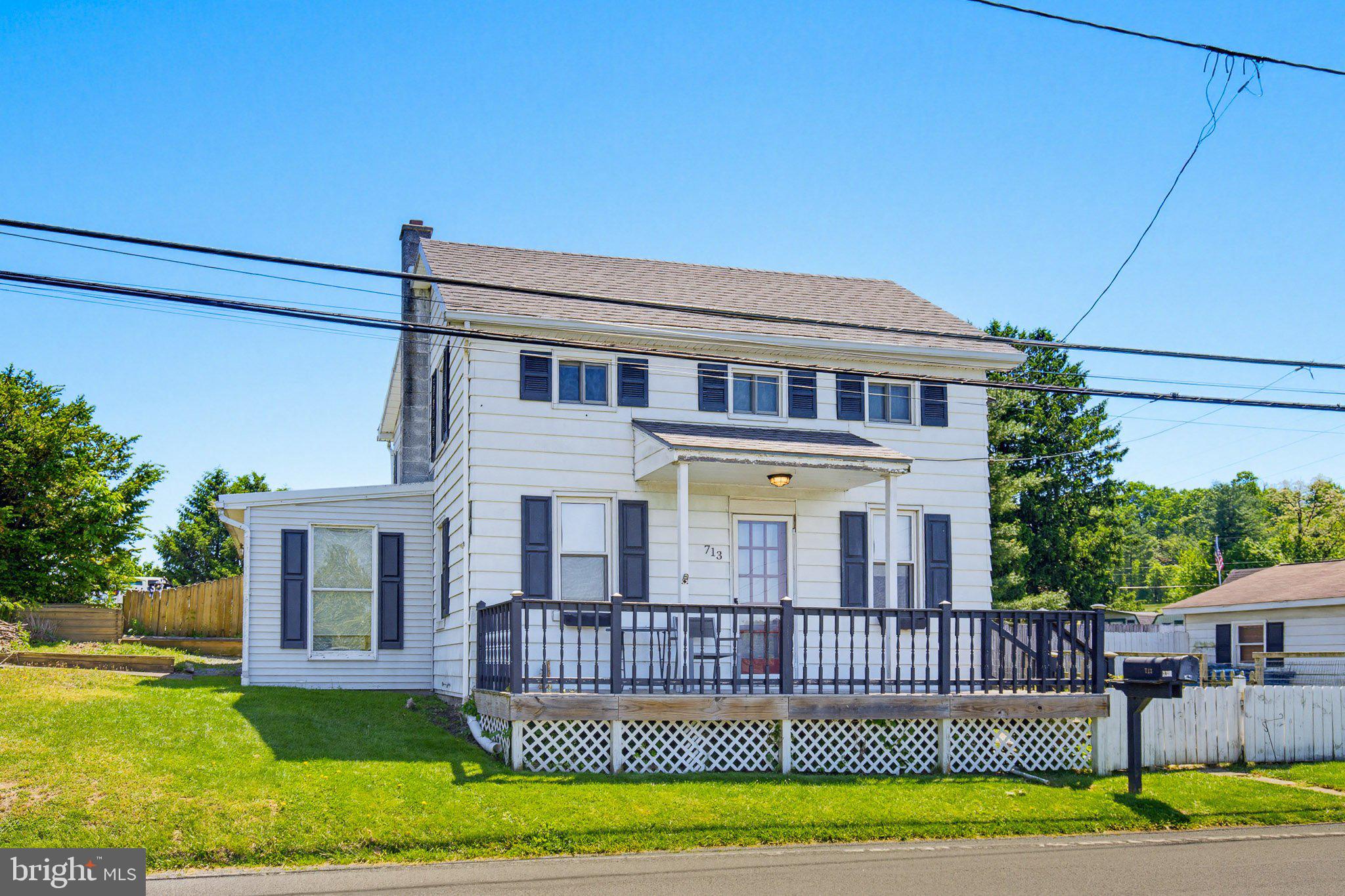 KINDERHOOK - Residential