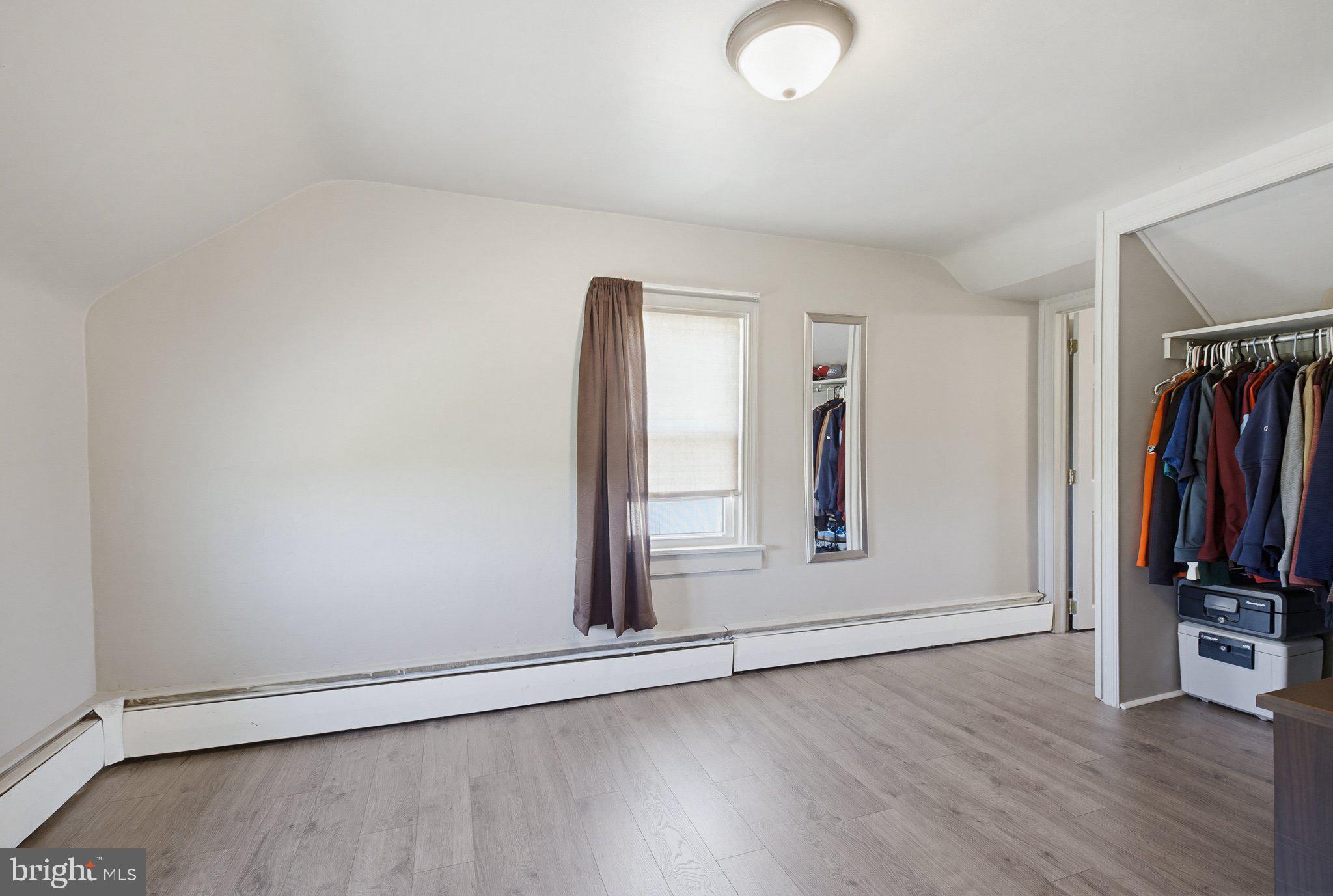 KINDERHOOK - Residential