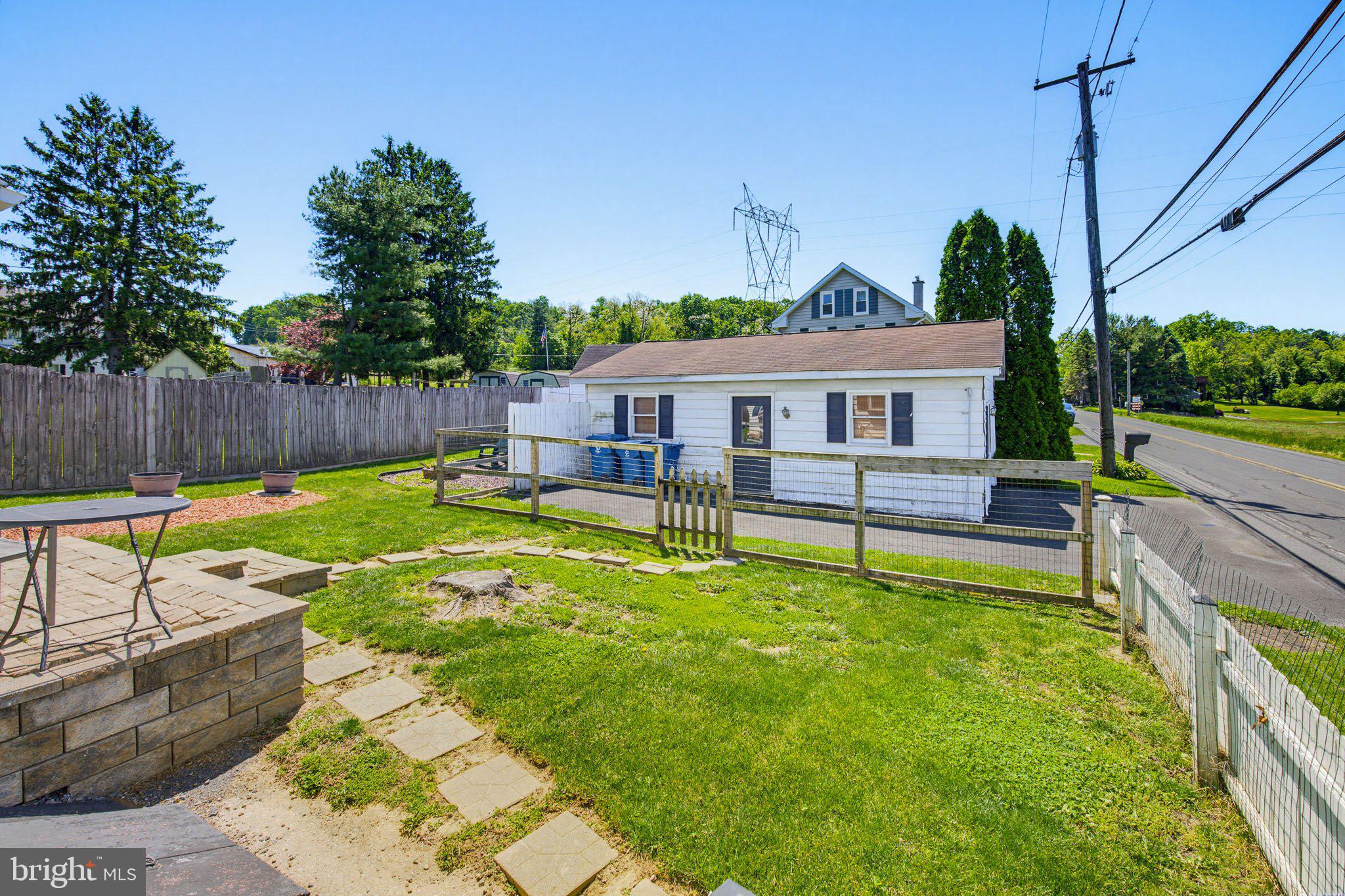 KINDERHOOK - Residential