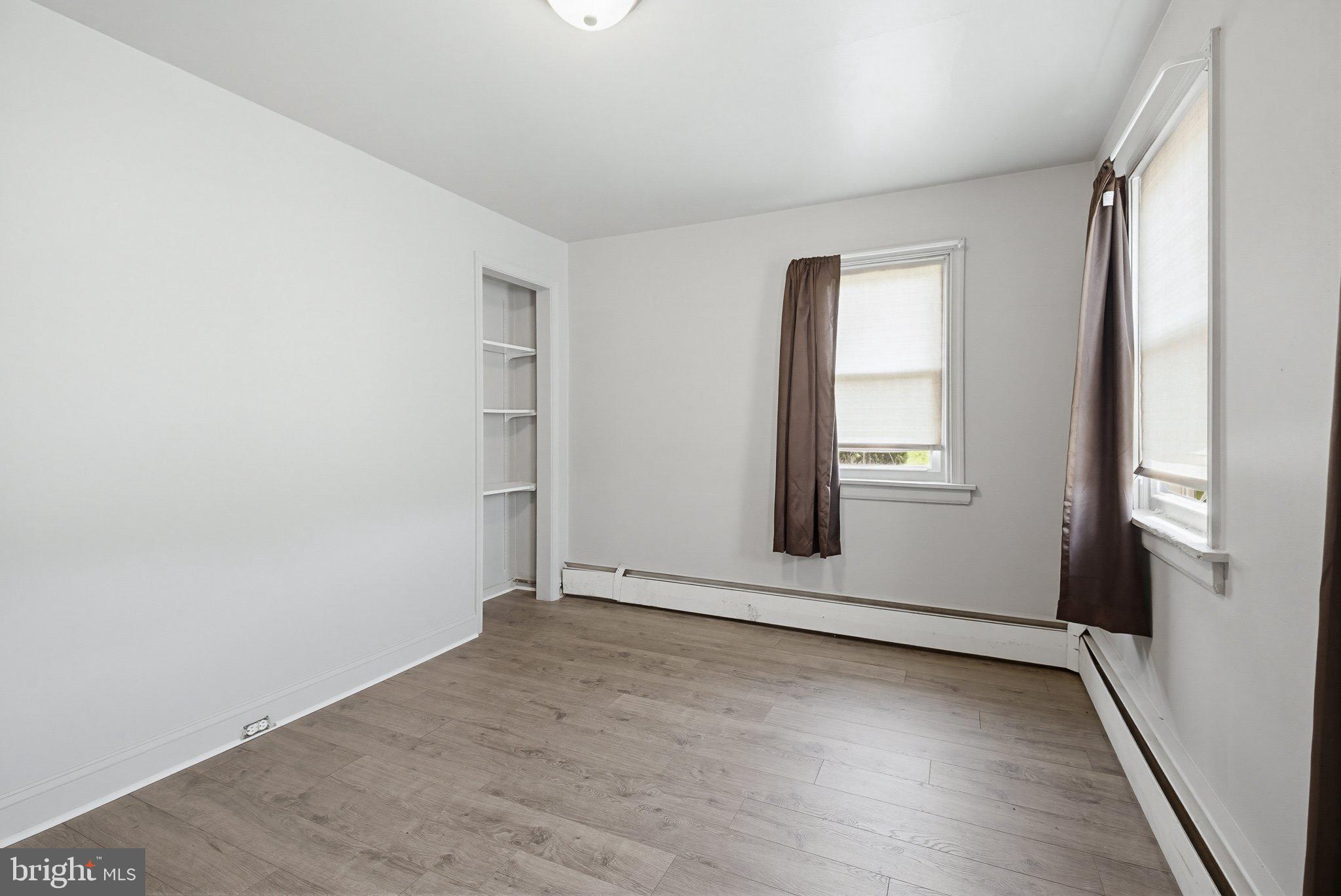 KINDERHOOK - Residential