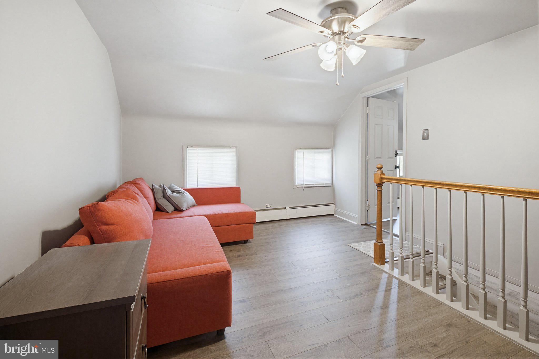 KINDERHOOK - Residential