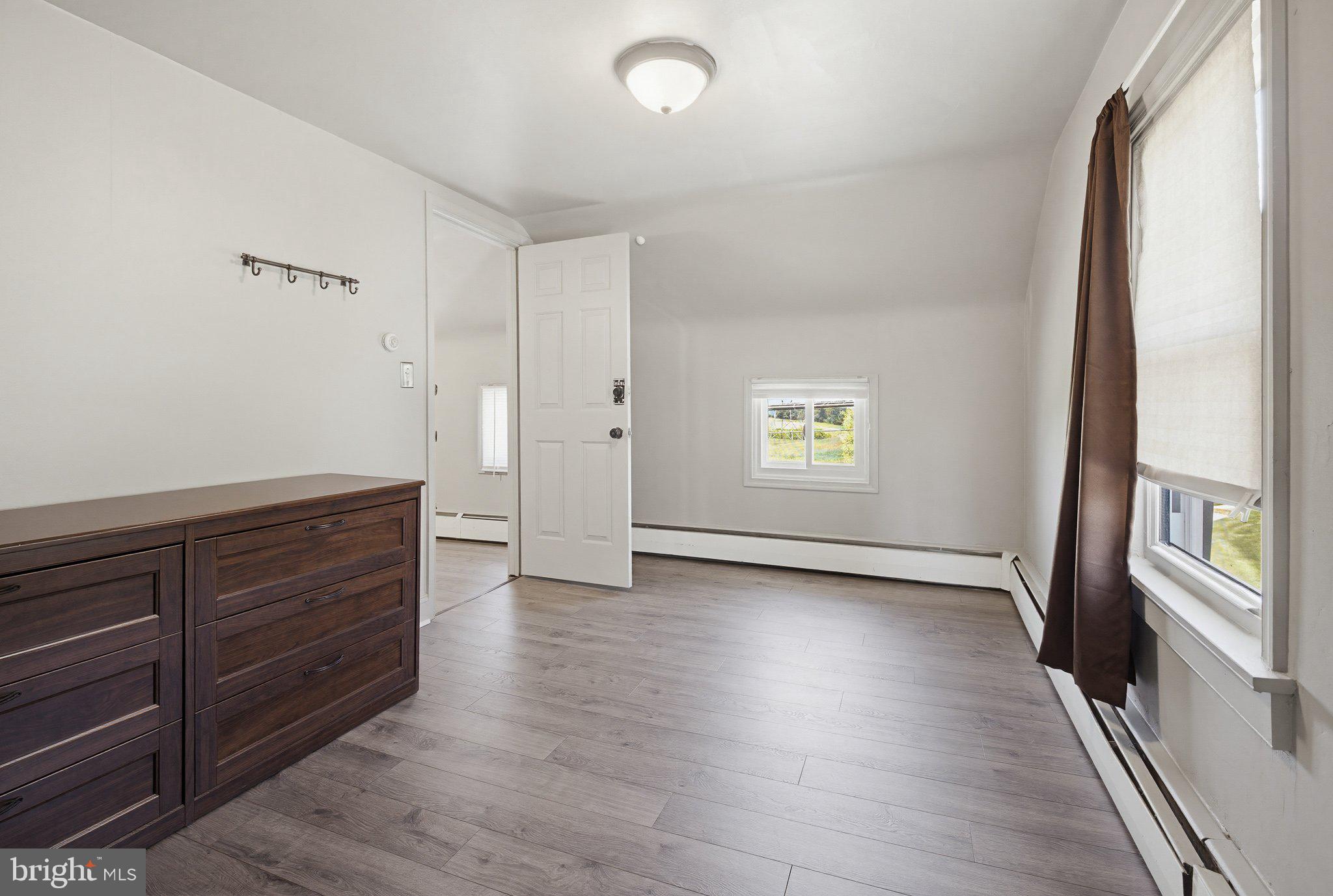 KINDERHOOK - Residential