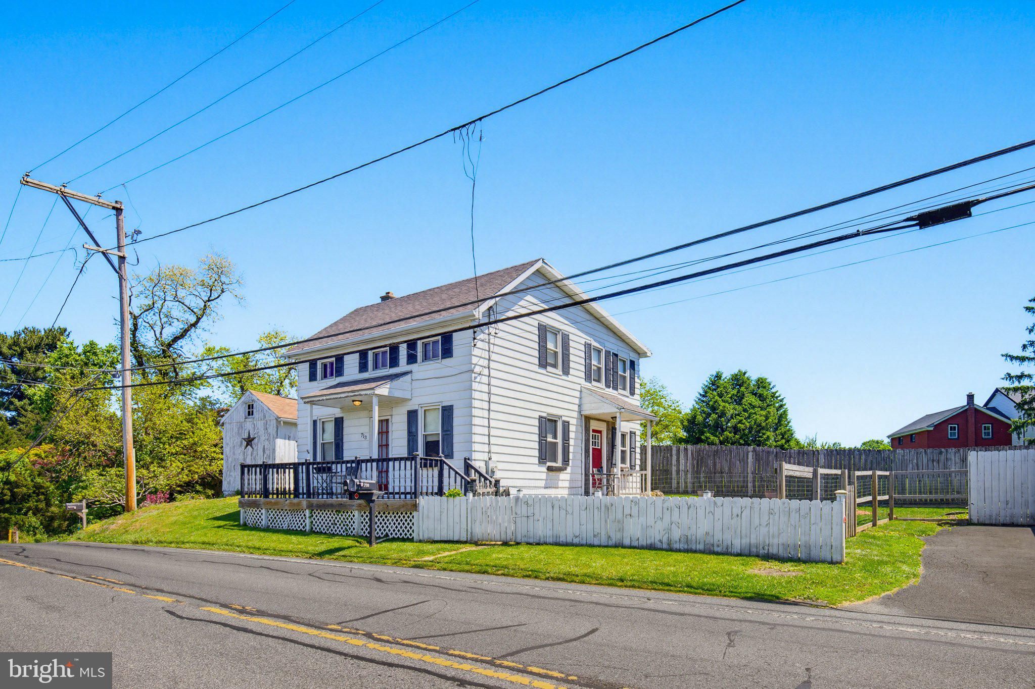 KINDERHOOK - Residential