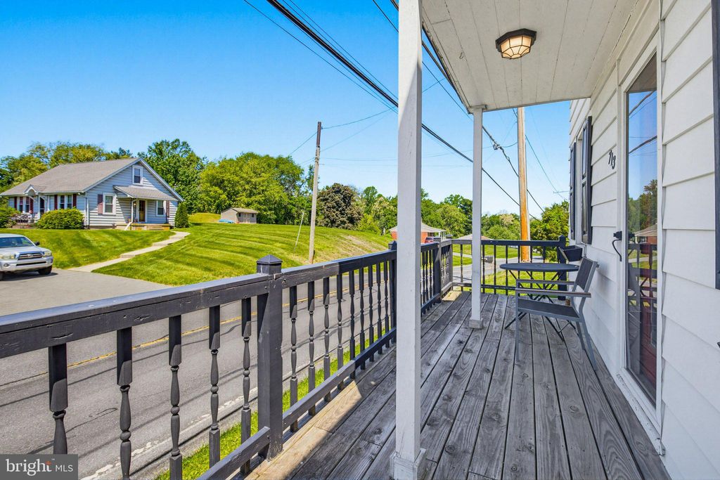 Photo of 713 Kinderhook Road, COLUMBIA, PA 17512 (MLS # PALA2086682)