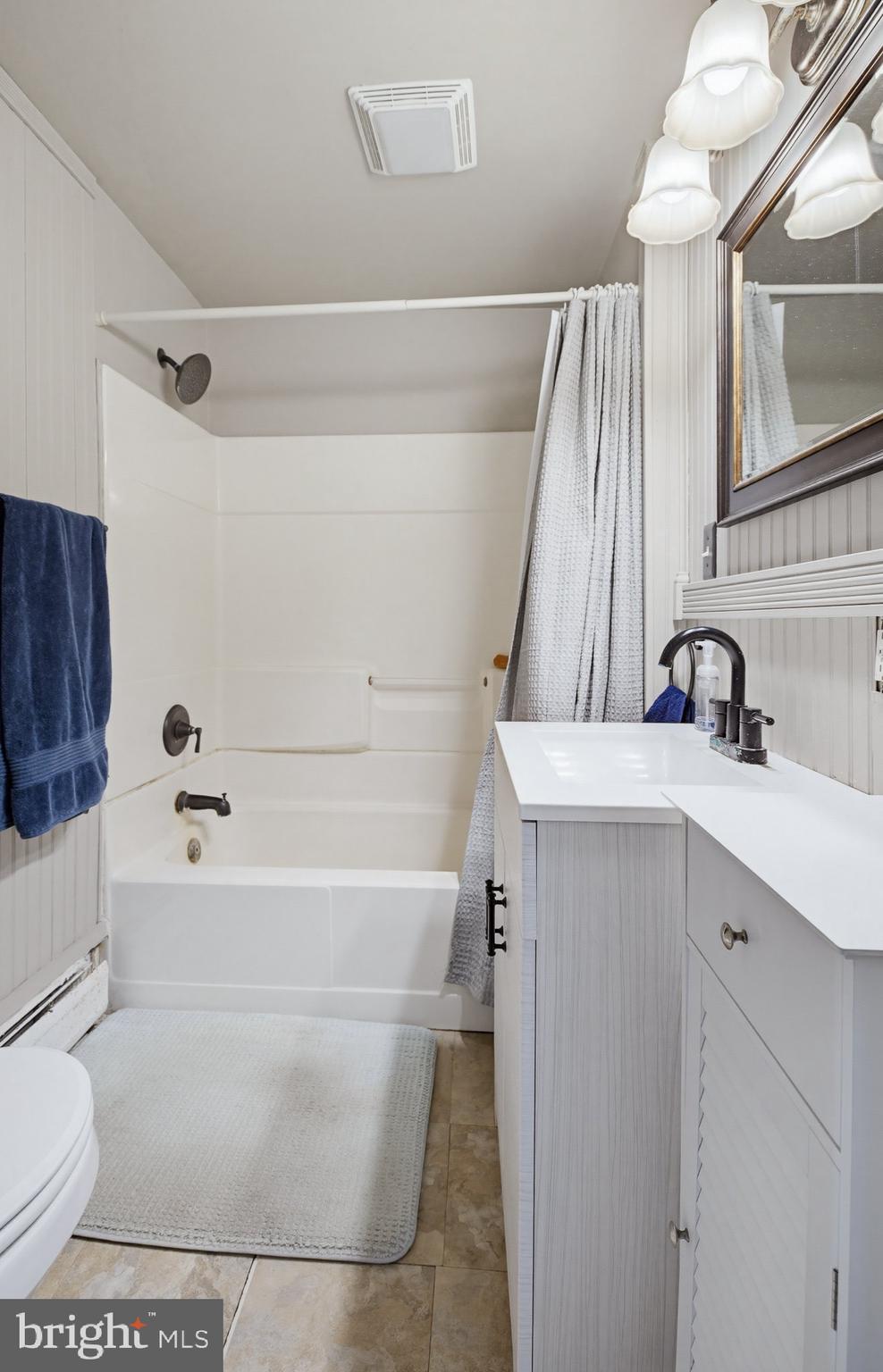 KINDERHOOK - Residential