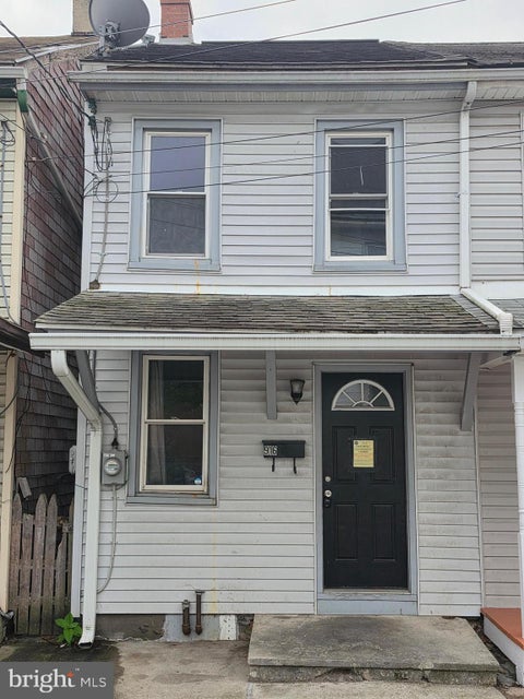 Townhouse For Sale - 916 Elizabeth Street<br/> Lebanon County, LEBANON, PA 17042