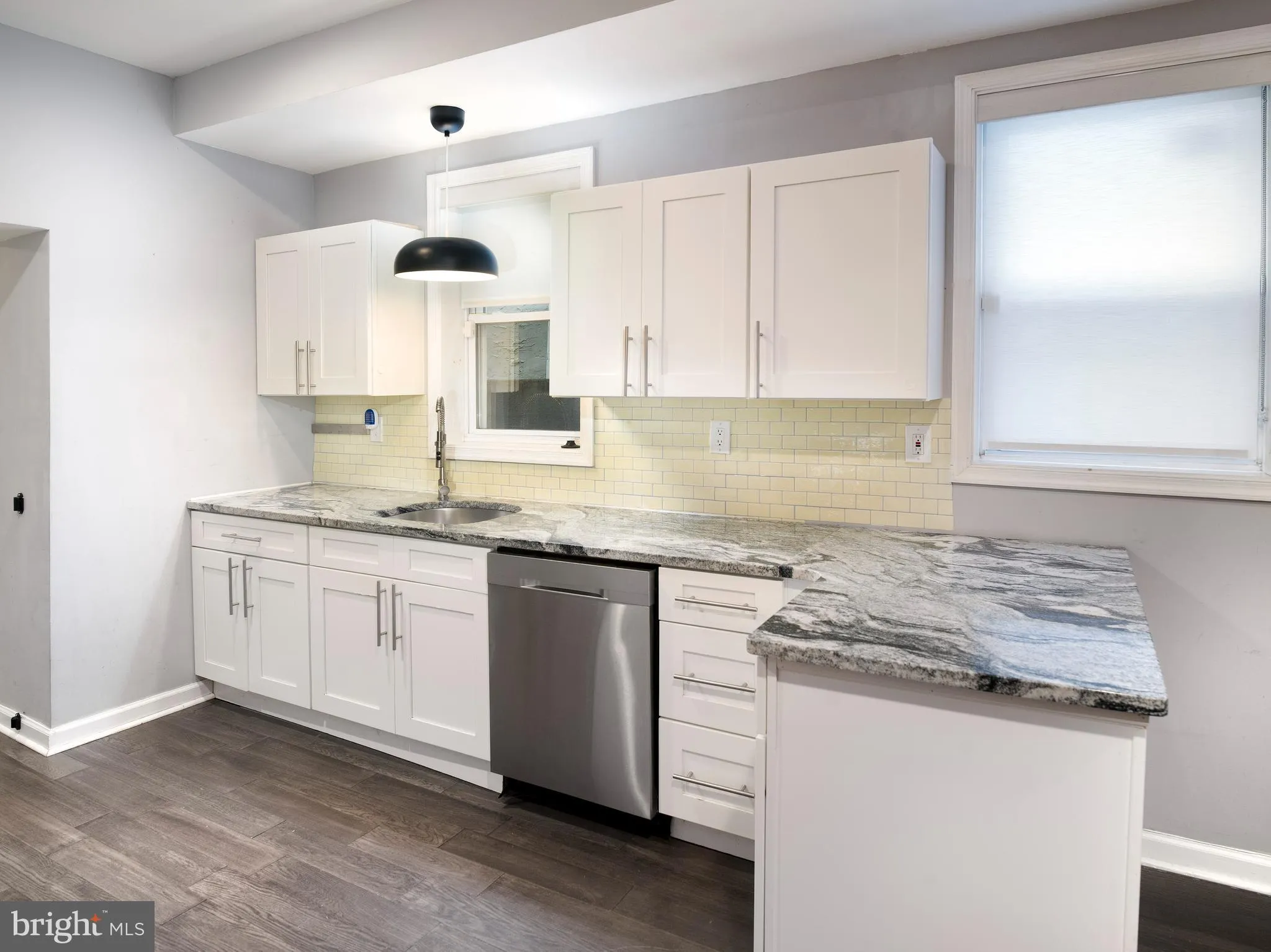 Philadelphia, Pennsylvania 19146, United States, 3 Bedrooms Bedrooms, ,3 BathroomsBathrooms,Residential,Active,175857