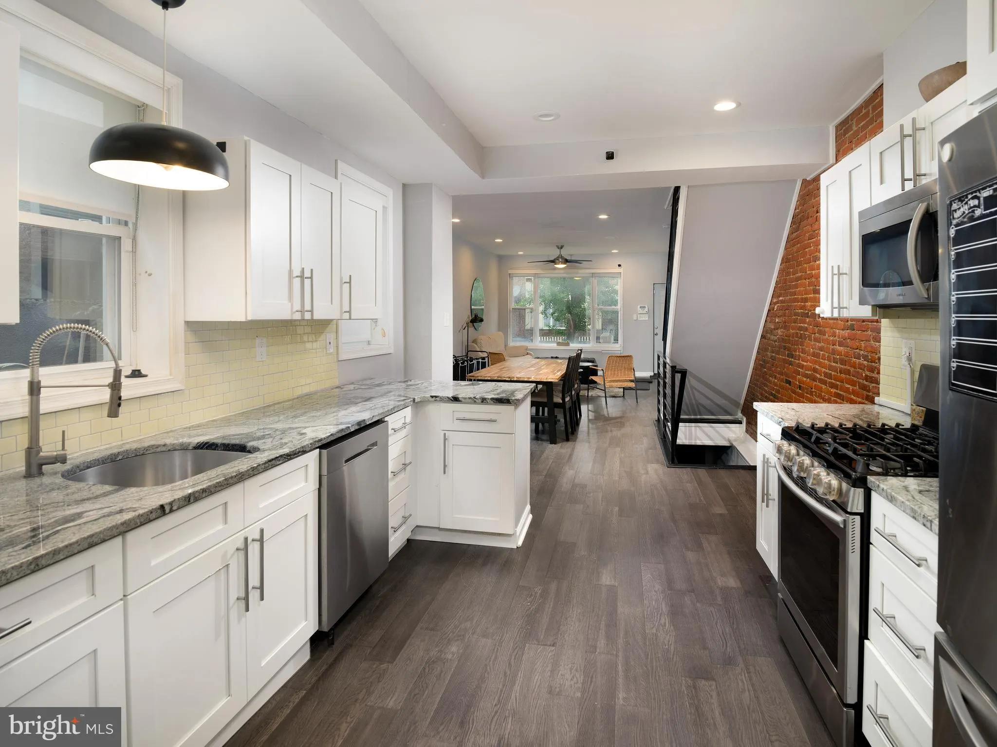 Philadelphia, Pennsylvania 19146, United States, 3 Bedrooms Bedrooms, ,3 BathroomsBathrooms,Residential,Active,175857