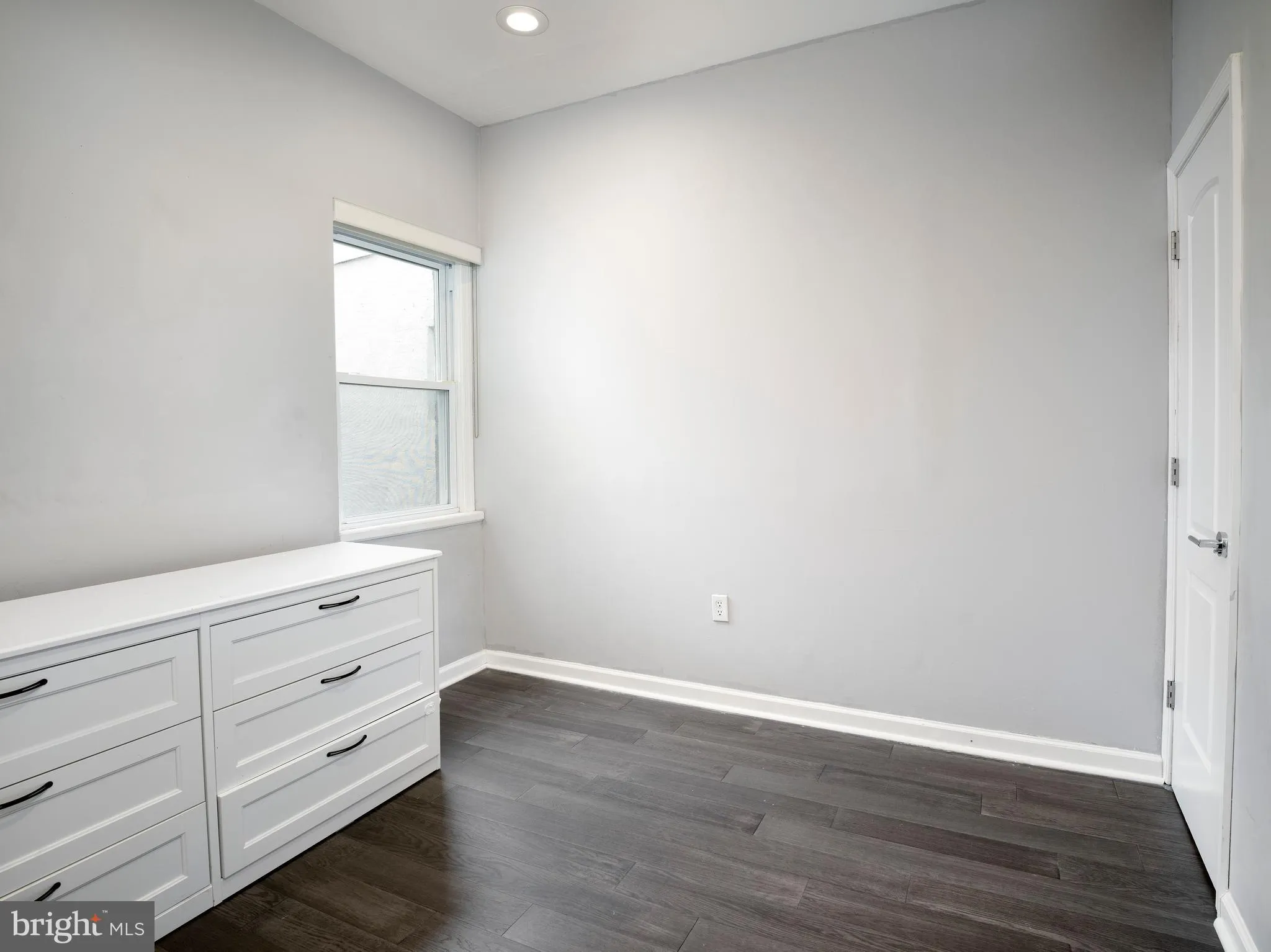 Philadelphia, Pennsylvania 19146, United States, 3 Bedrooms Bedrooms, ,3 BathroomsBathrooms,Residential,Active,175857