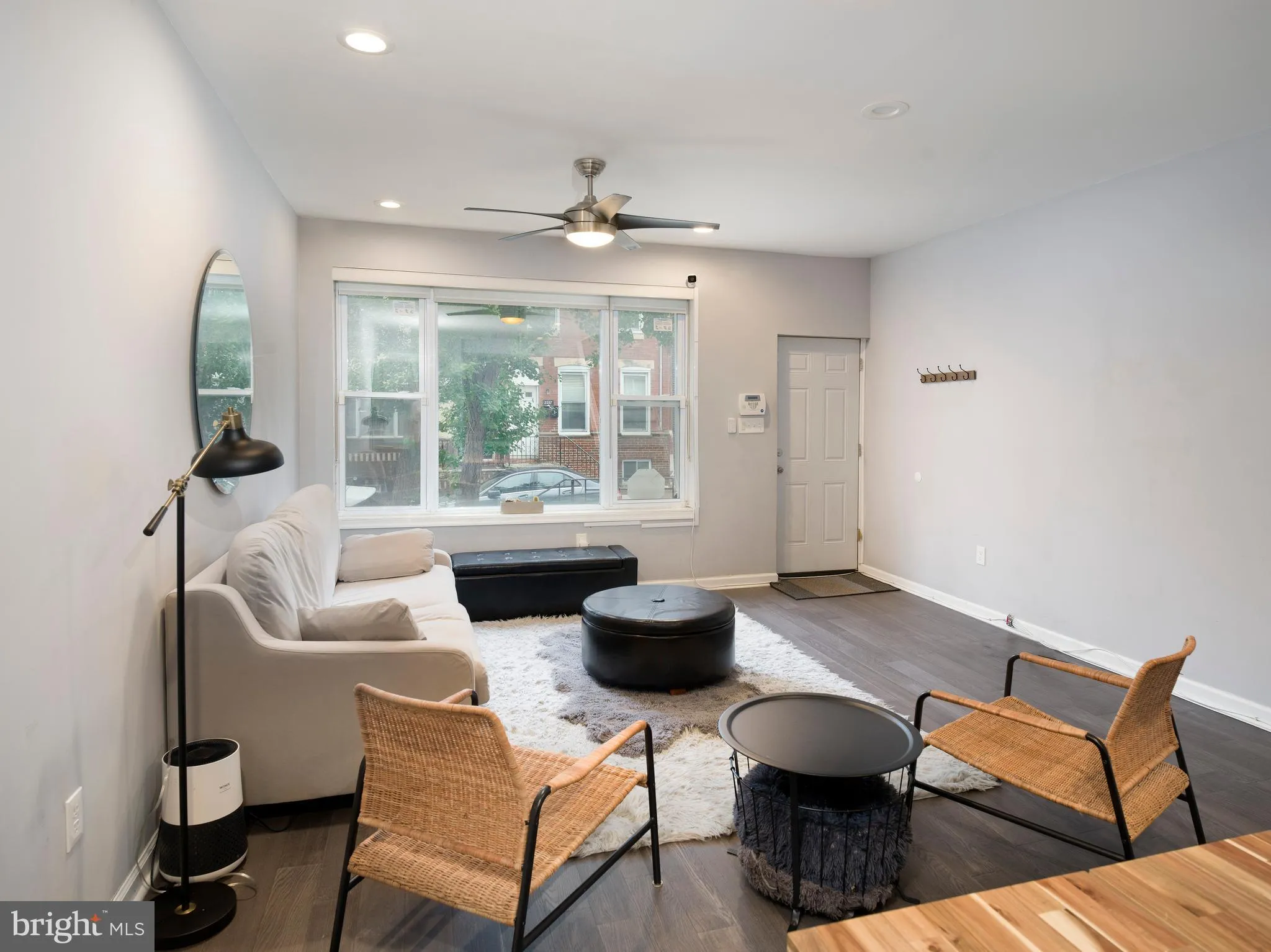 Philadelphia, Pennsylvania 19146, United States, 3 Bedrooms Bedrooms, ,3 BathroomsBathrooms,Residential,Active,175857