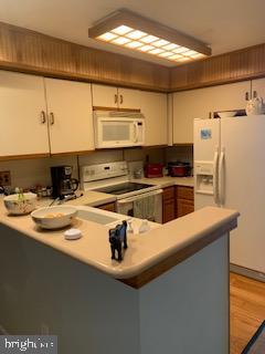 QUEENS LANDING - Residential Lease