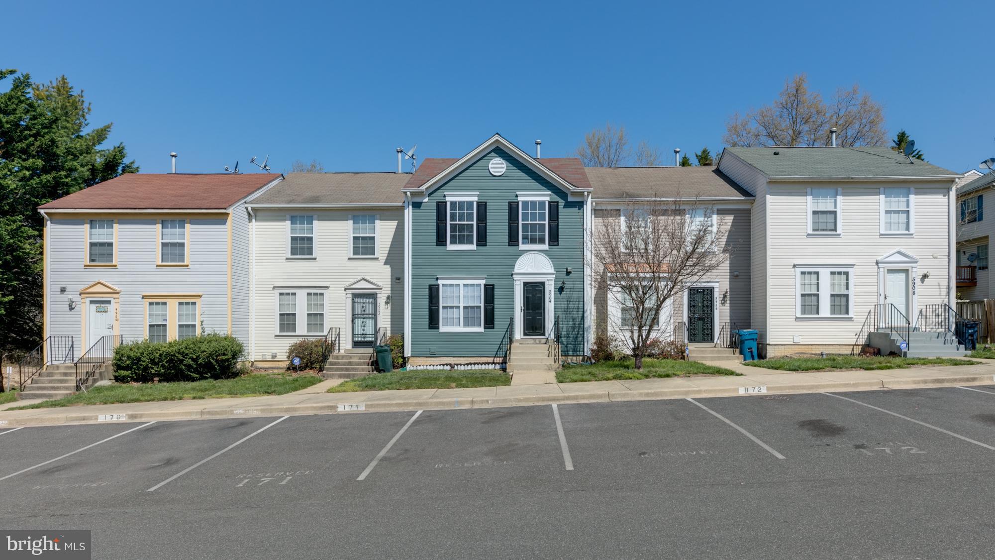 COLONY SQUARE - Residential