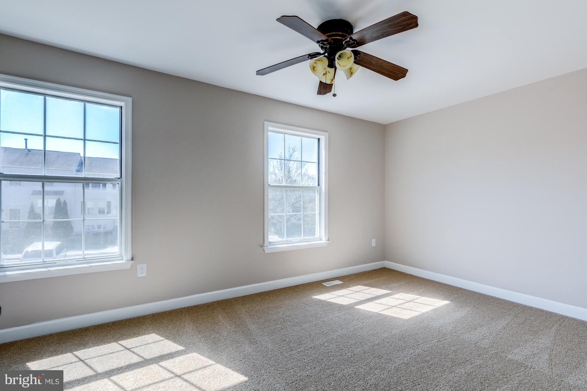 COLONY SQUARE - Residential