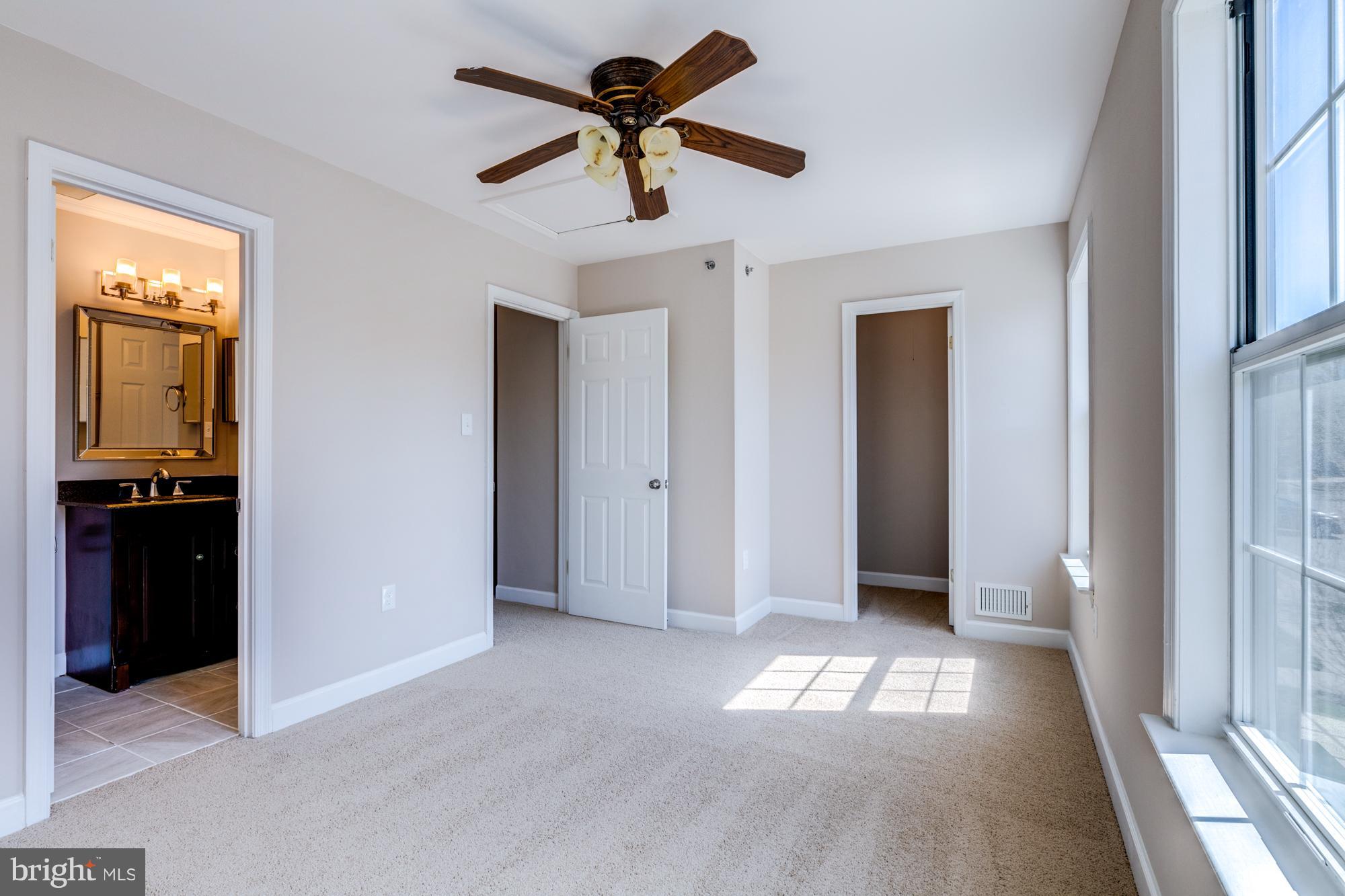 COLONY SQUARE - Residential