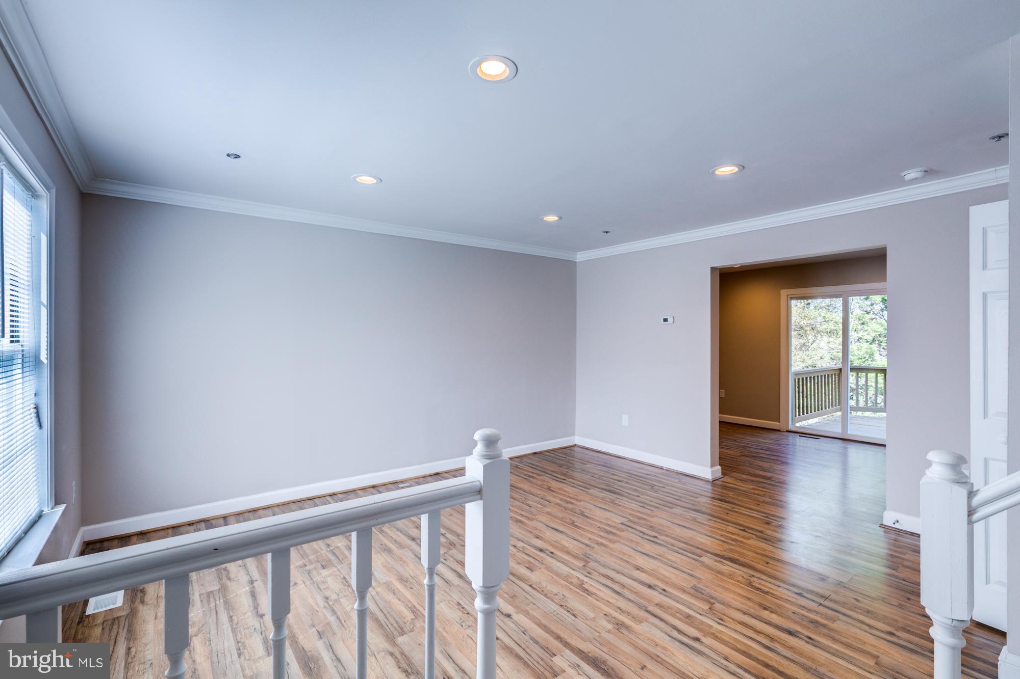 COLONY SQUARE - Residential