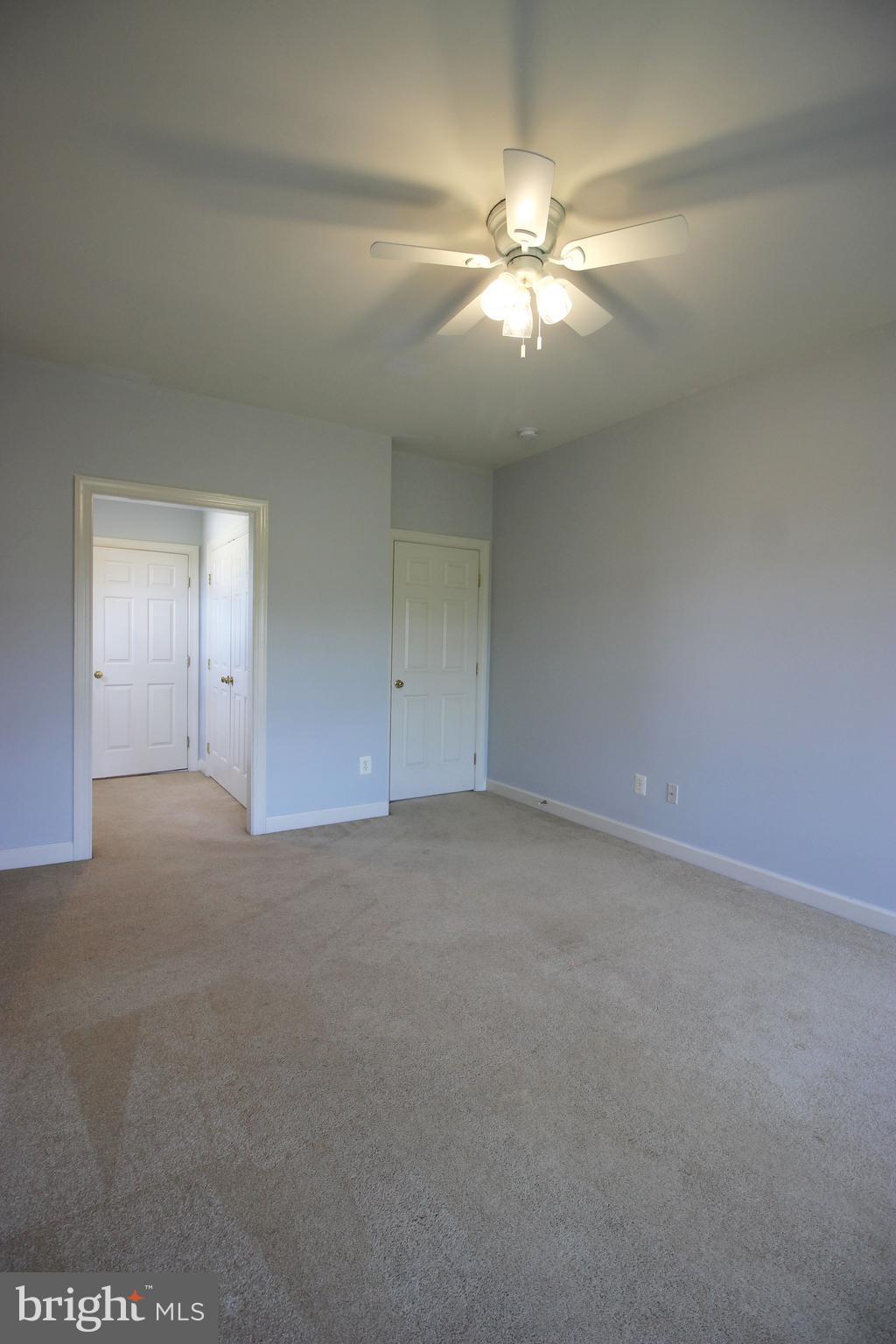 ASHBURN - Residential Lease