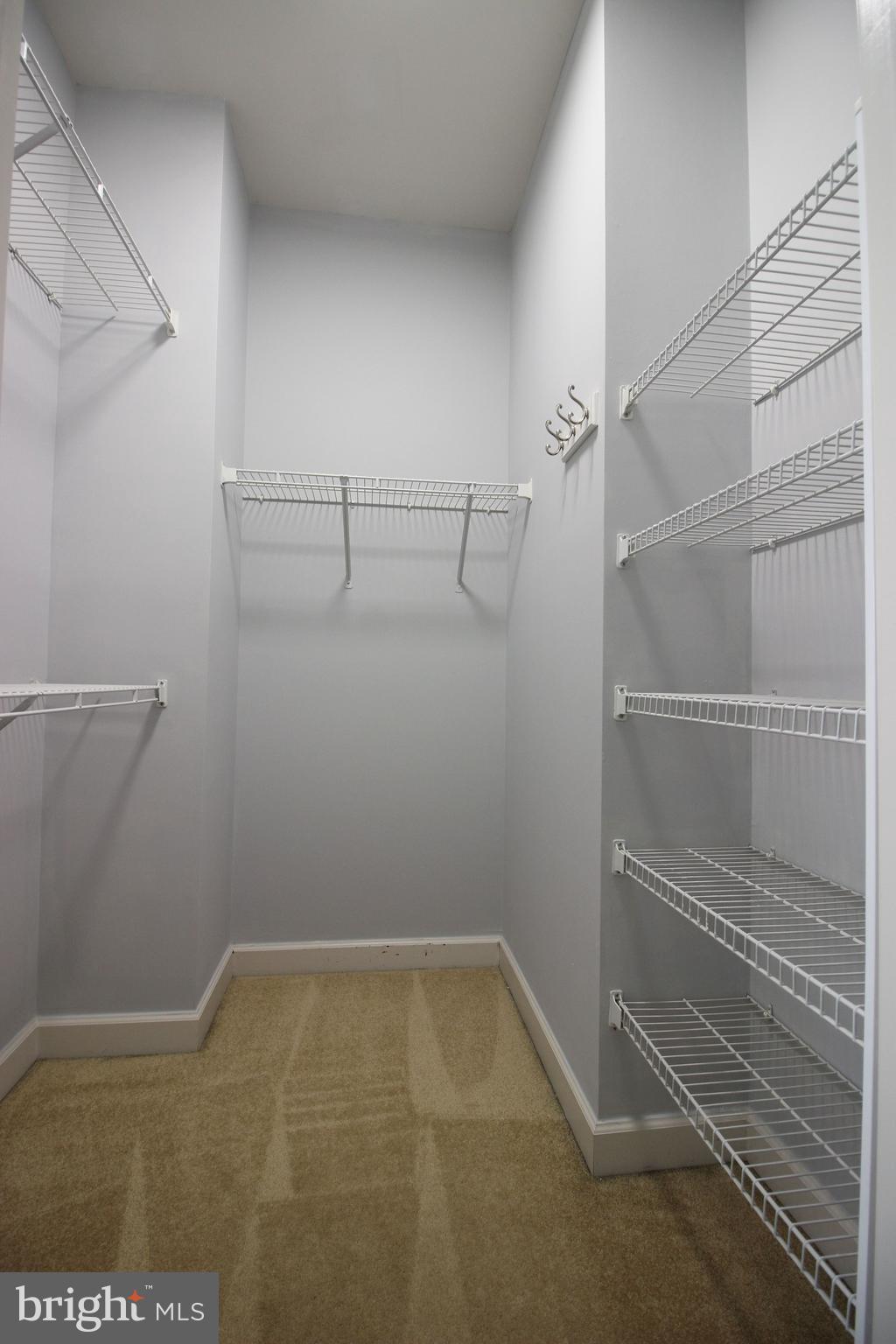 ASHBURN - Residential Lease