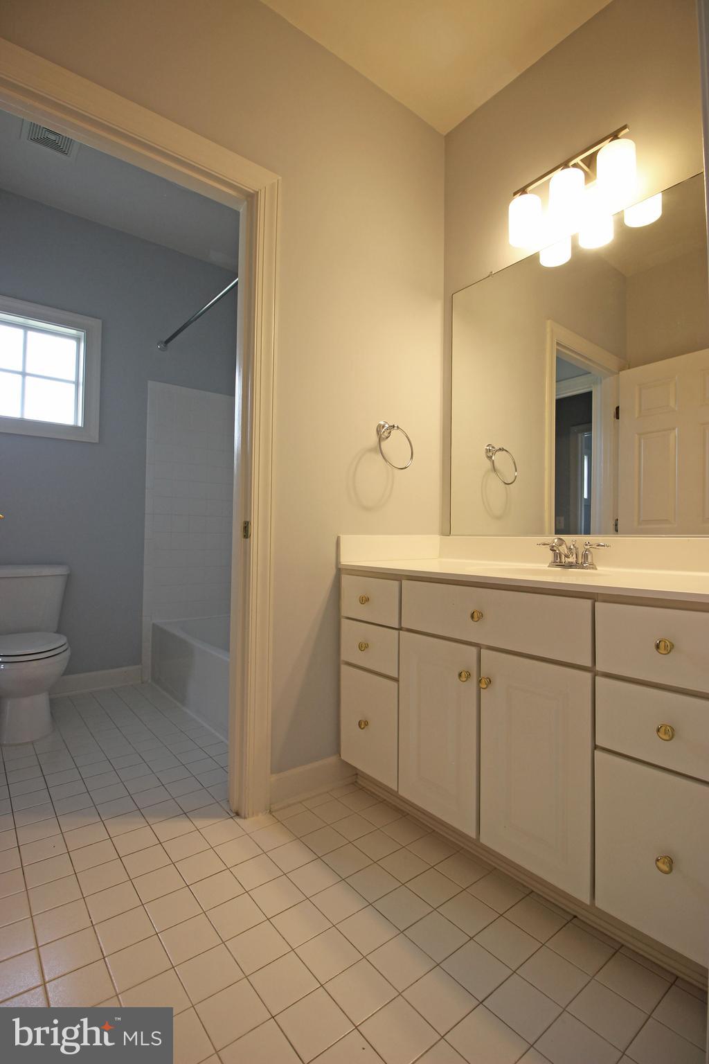 ASHBURN - Residential Lease