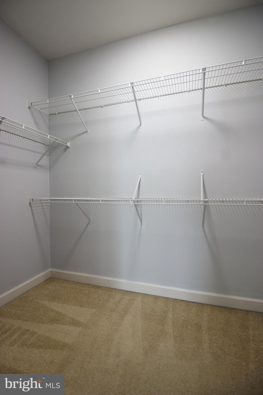 ASHBURN - Residential Lease