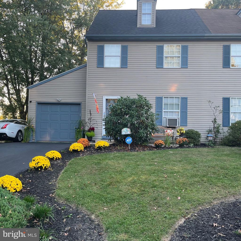 Photo of 181 Stone House Lane, COLUMBIA, PA 17512 (MLS # PALA2077856)