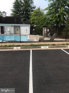 CONDO AT GUNSTON CORNER - Residential