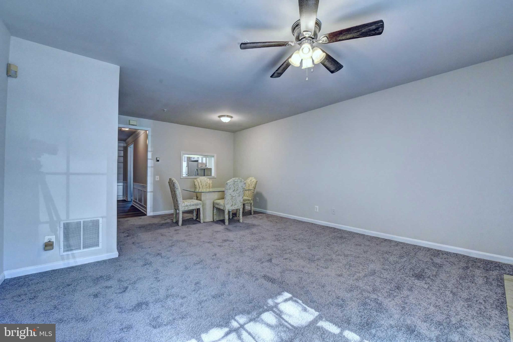 CONDO AT GUNSTON CORNER - Residential