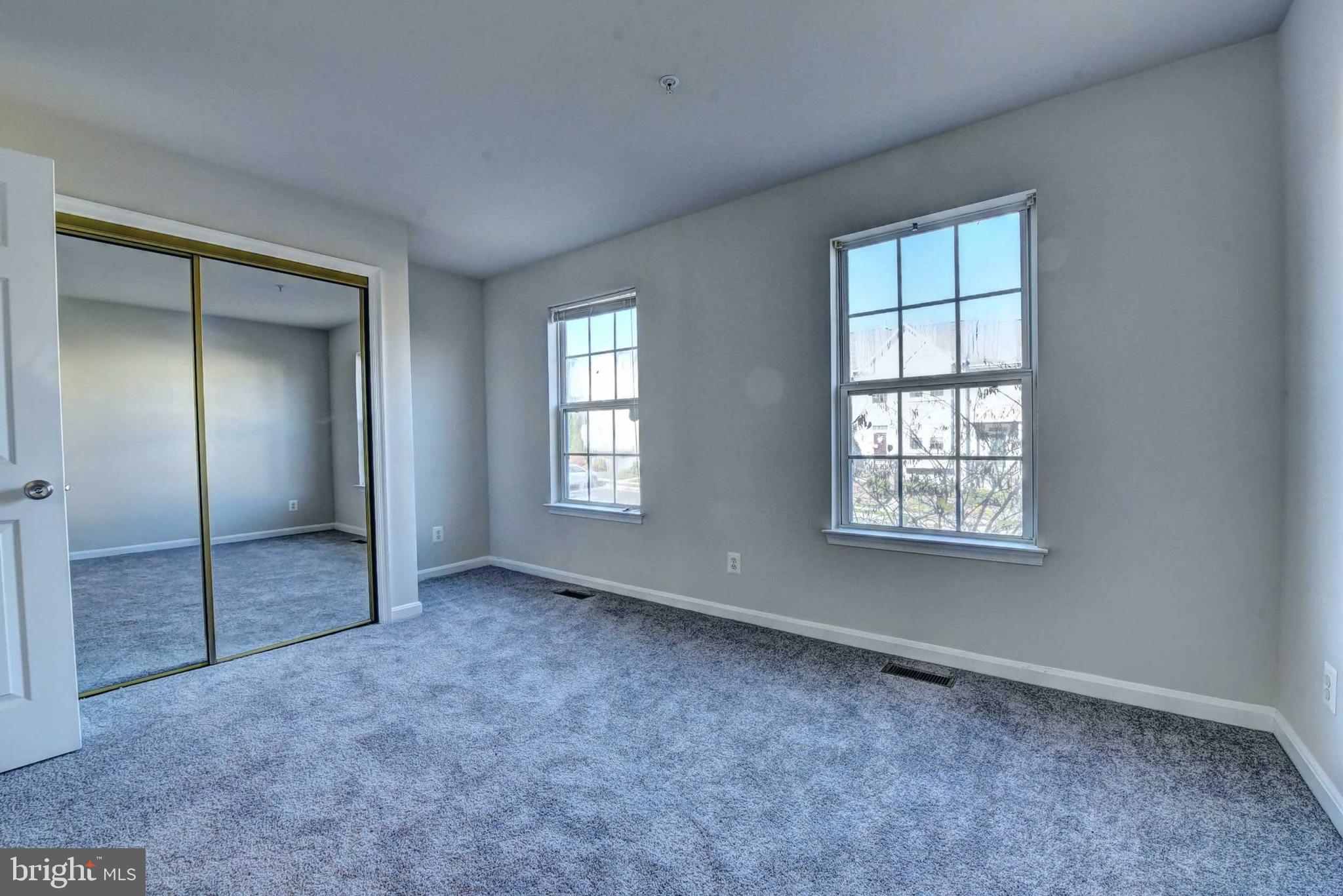 CONDO AT GUNSTON CORNER - Residential