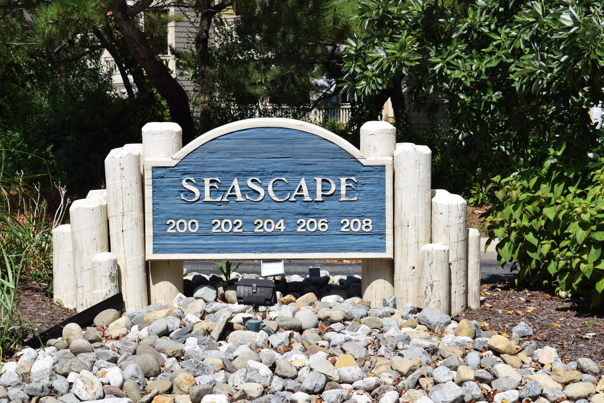 200 N HERON DRIVE 200055