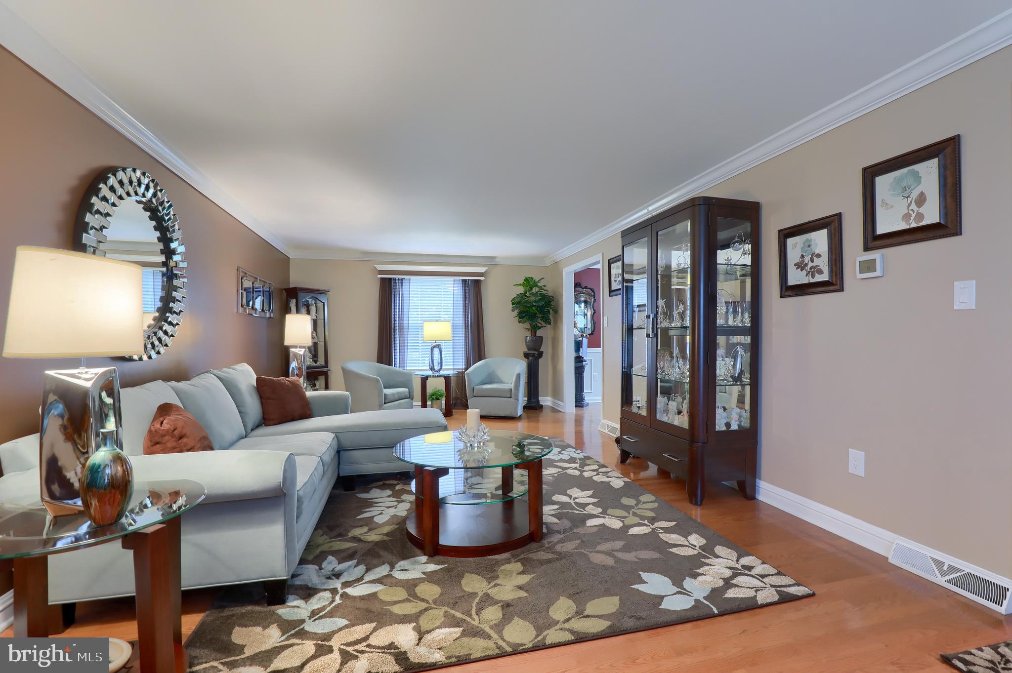 SCHOOL LANE HILLS - Residential