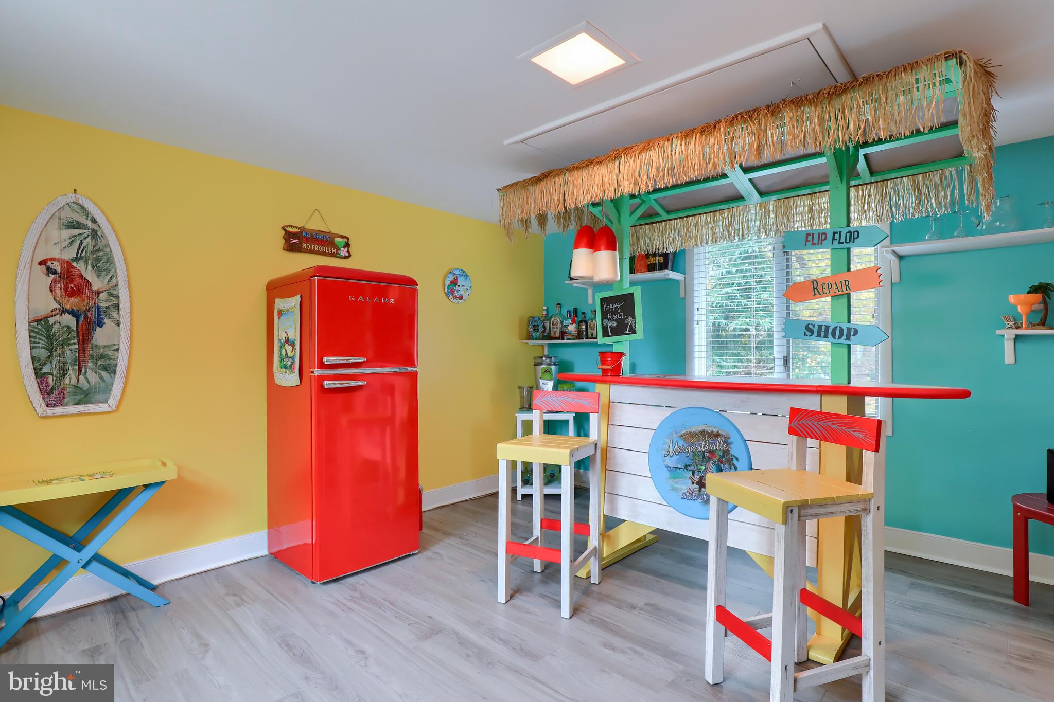 SCHOOL LANE HILLS - Residential