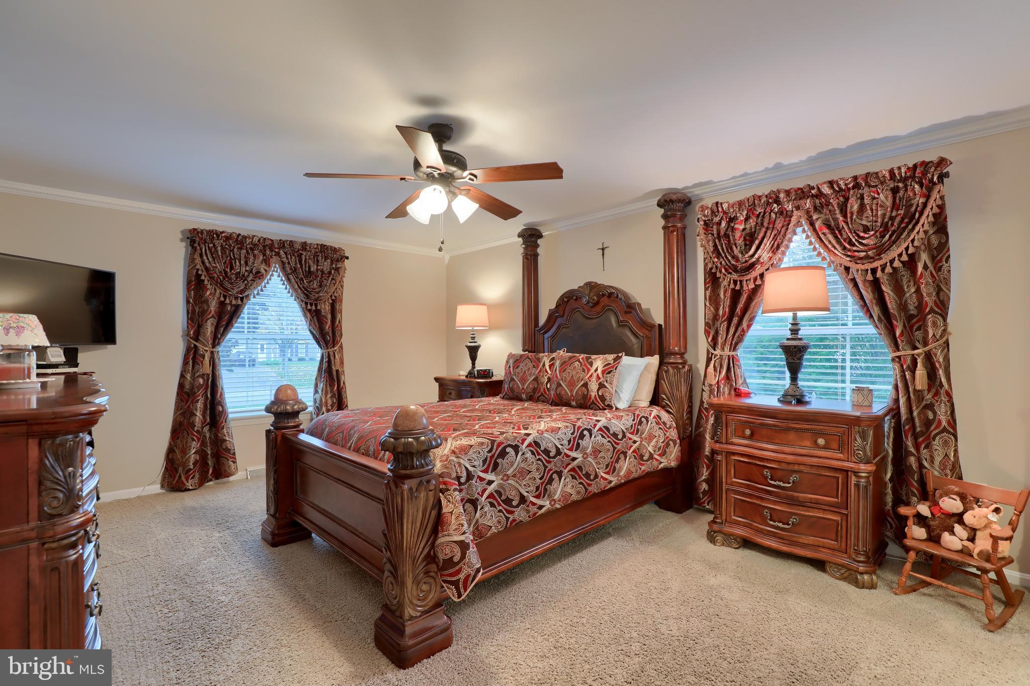 SCHOOL LANE HILLS - Residential