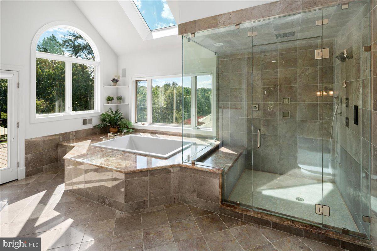 CHESTNUT HOLLOW - Residential