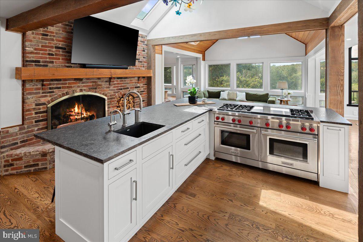 CHESTNUT HOLLOW - Residential