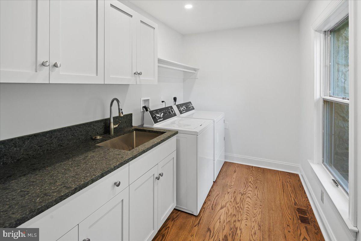 CHESTNUT HOLLOW - Residential