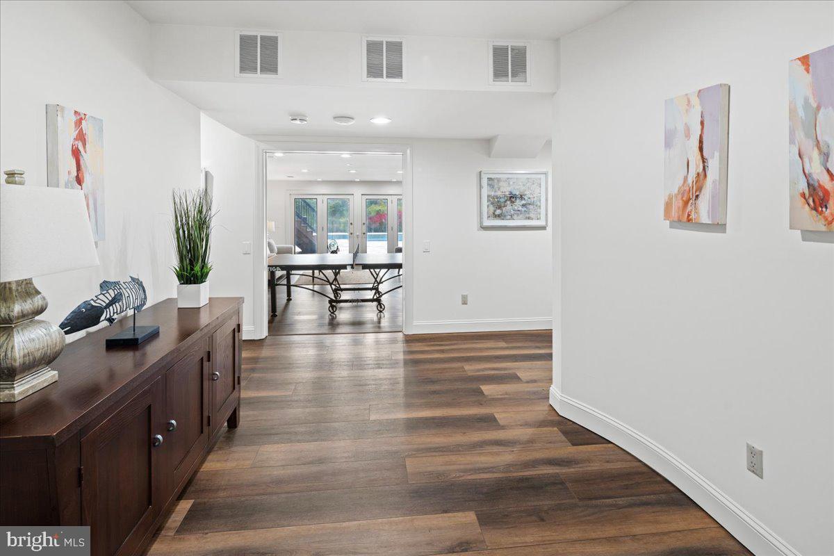 CHESTNUT HOLLOW - Residential