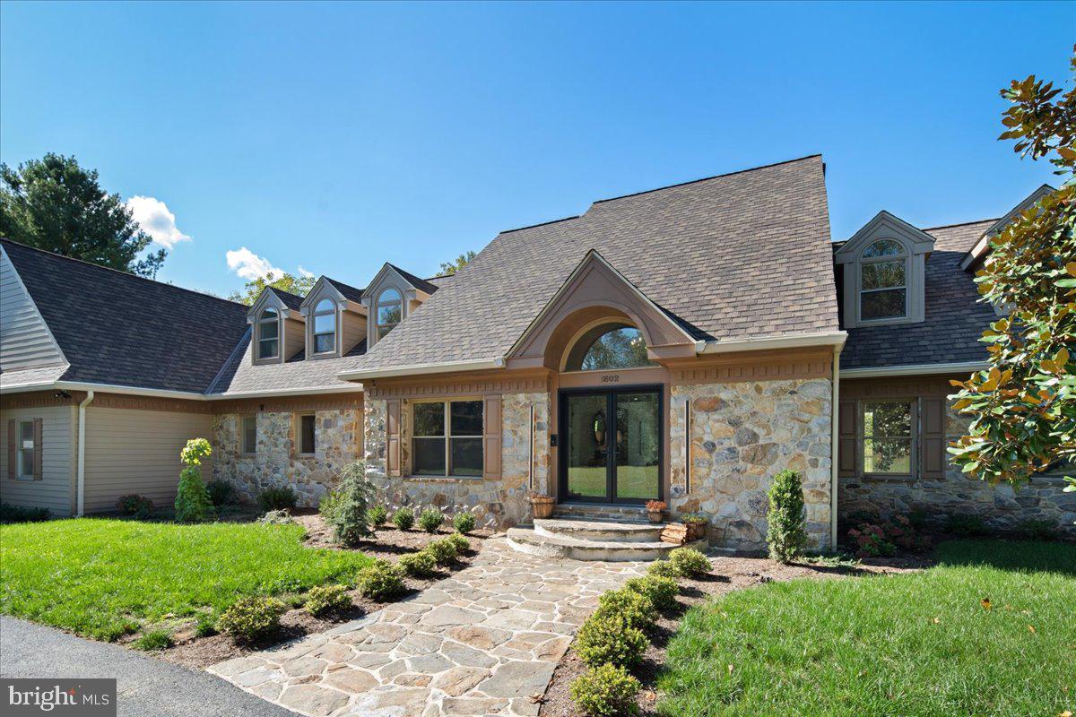 CHESTNUT HOLLOW - Residential