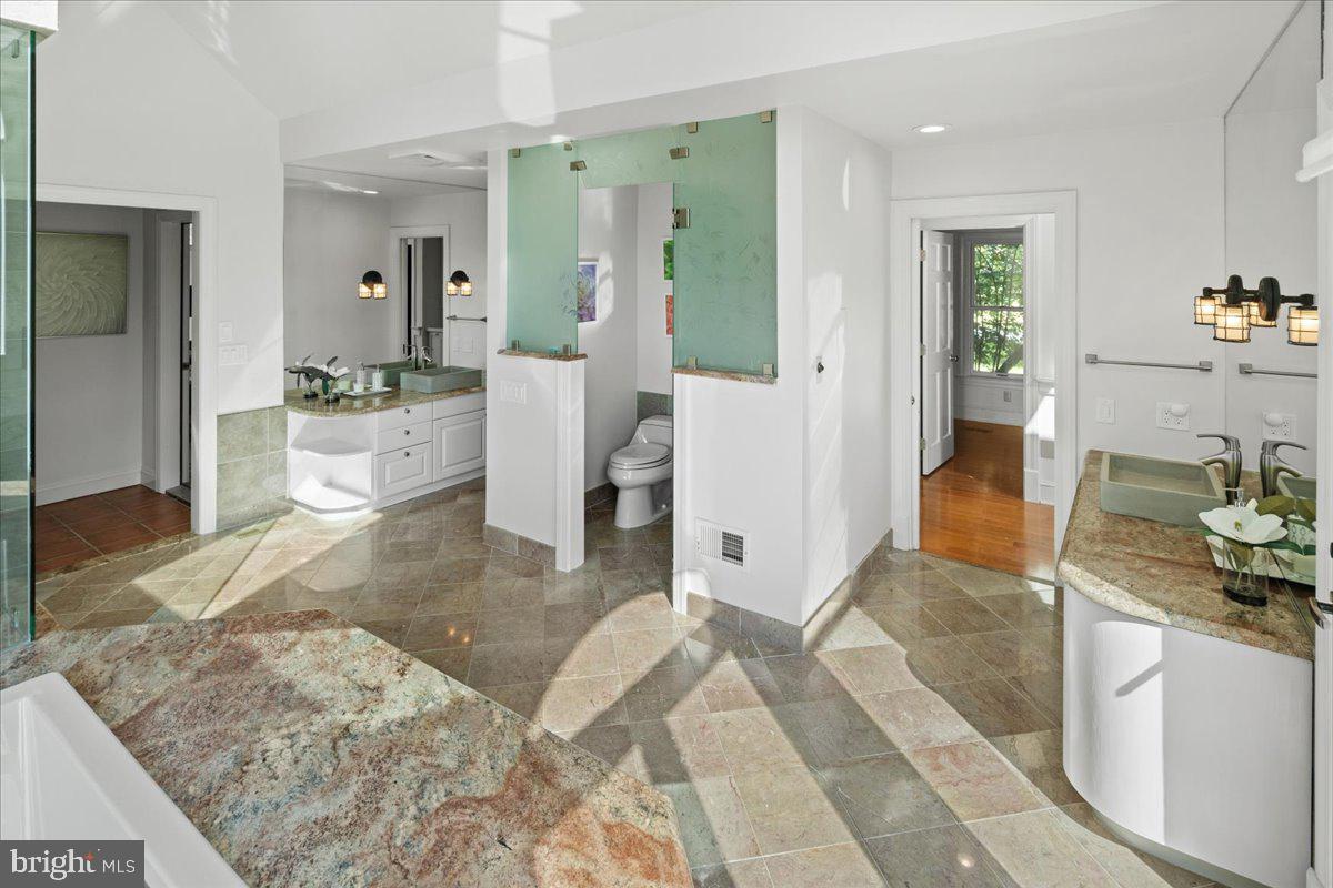 CHESTNUT HOLLOW - Residential