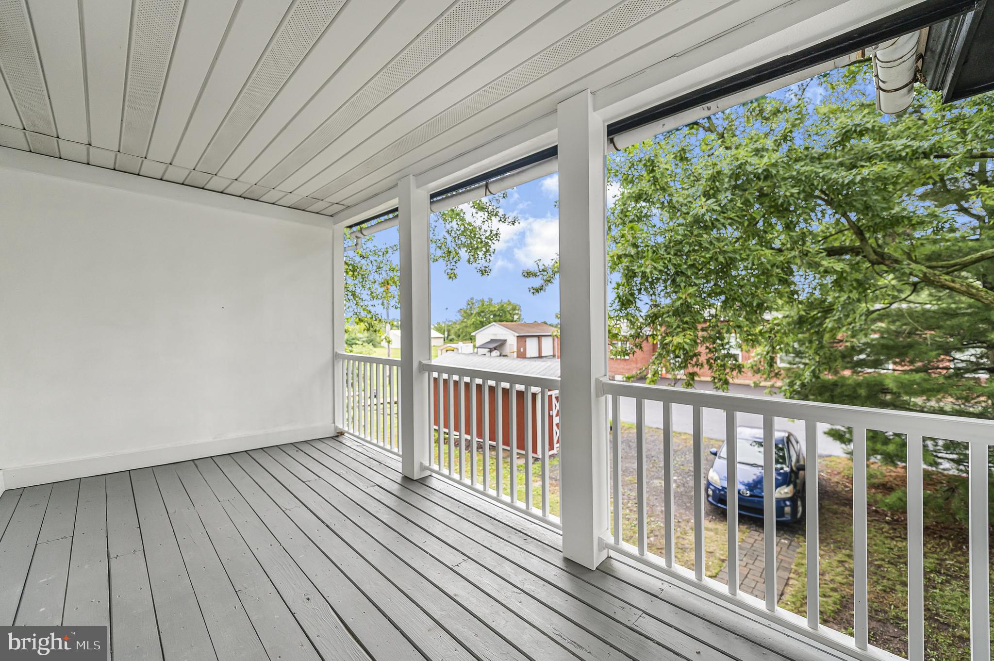 VERNFIELD - Residential