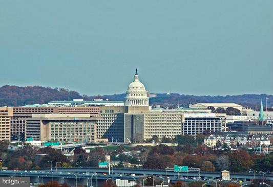 THE REPRESENTATIVE - Residential Lease