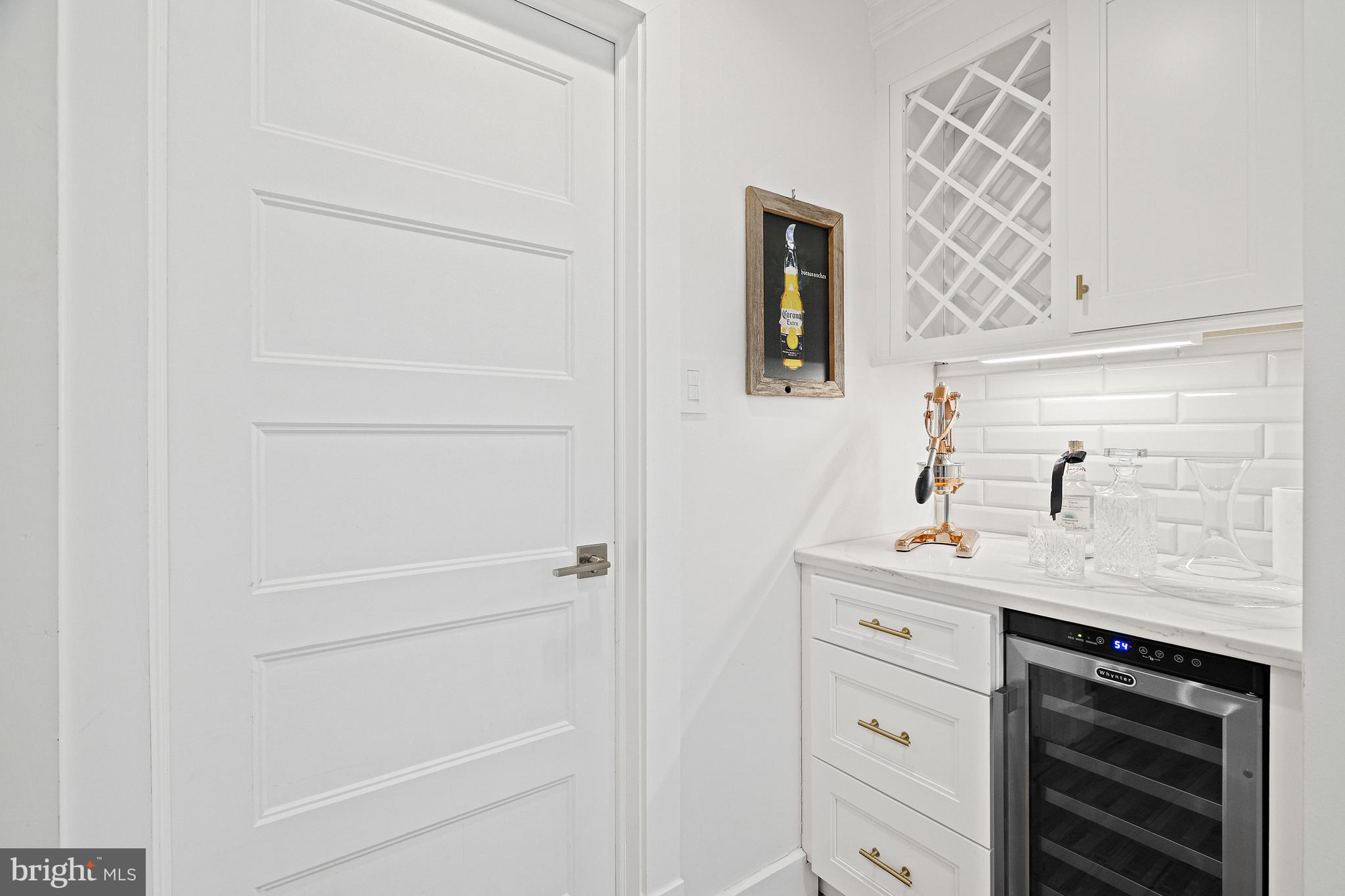 OLD MILL ESTATES - Residential