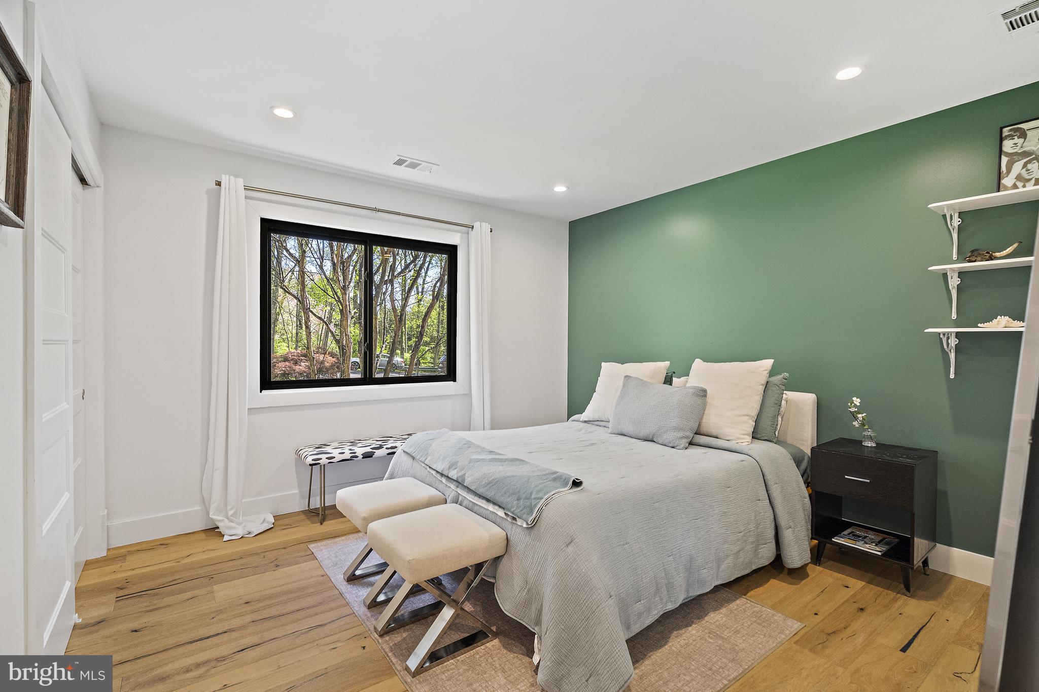 OLD MILL ESTATES - Residential