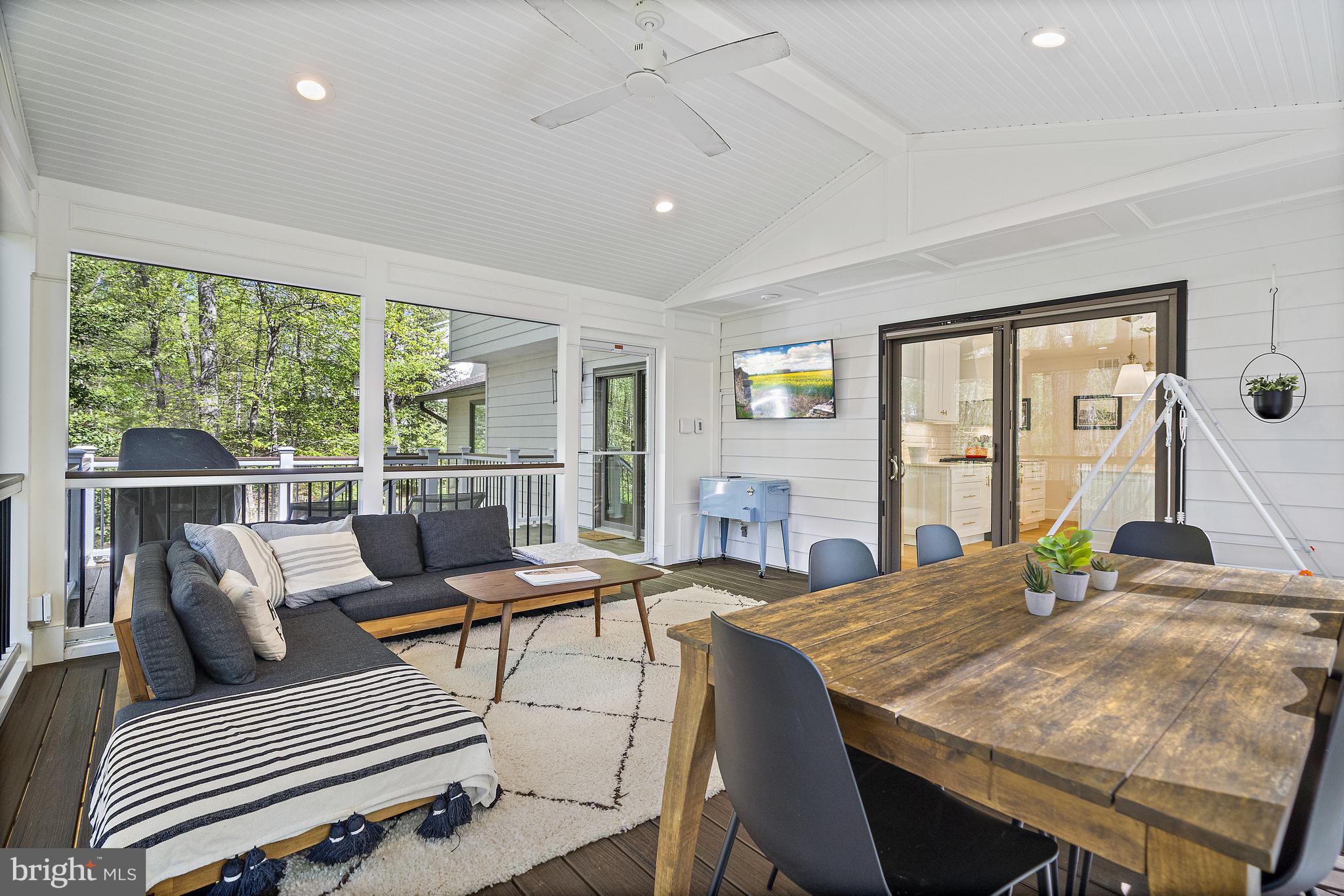 OLD MILL ESTATES - Residential