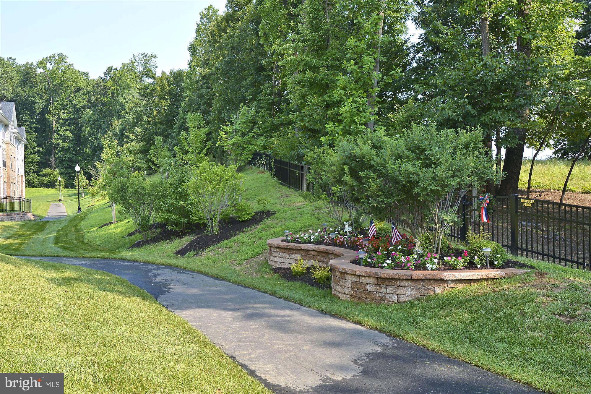 CARROLLS CREEK - Residential