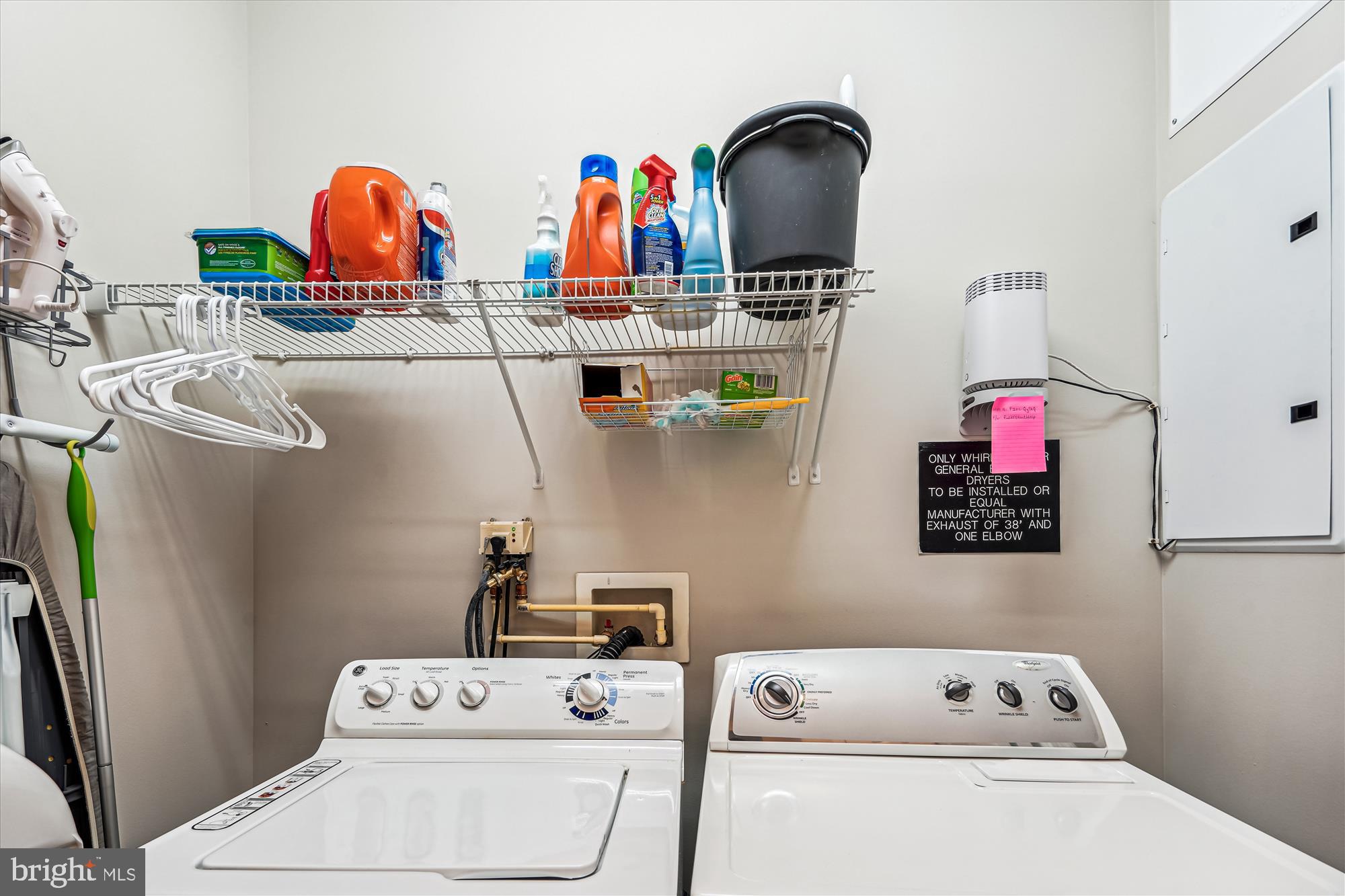 CARROLLS CREEK - Residential