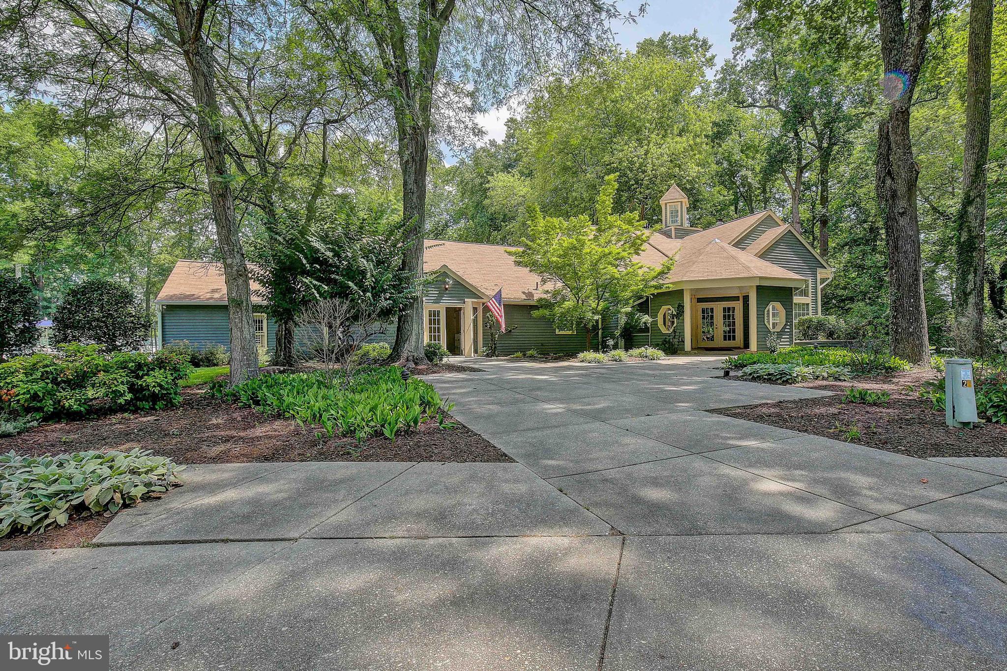 MARINERS LANDING - Residential