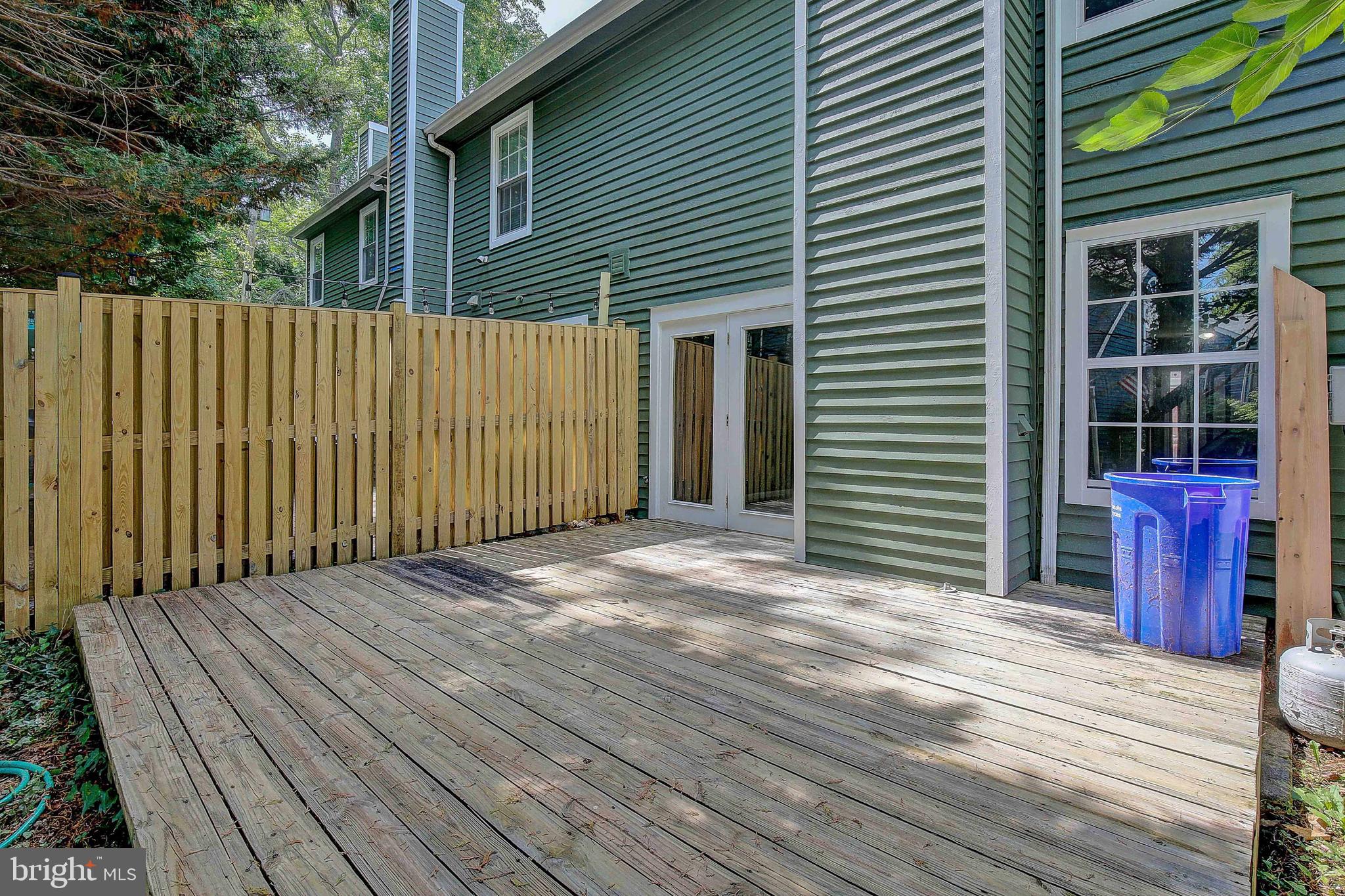 MARINERS LANDING - Residential