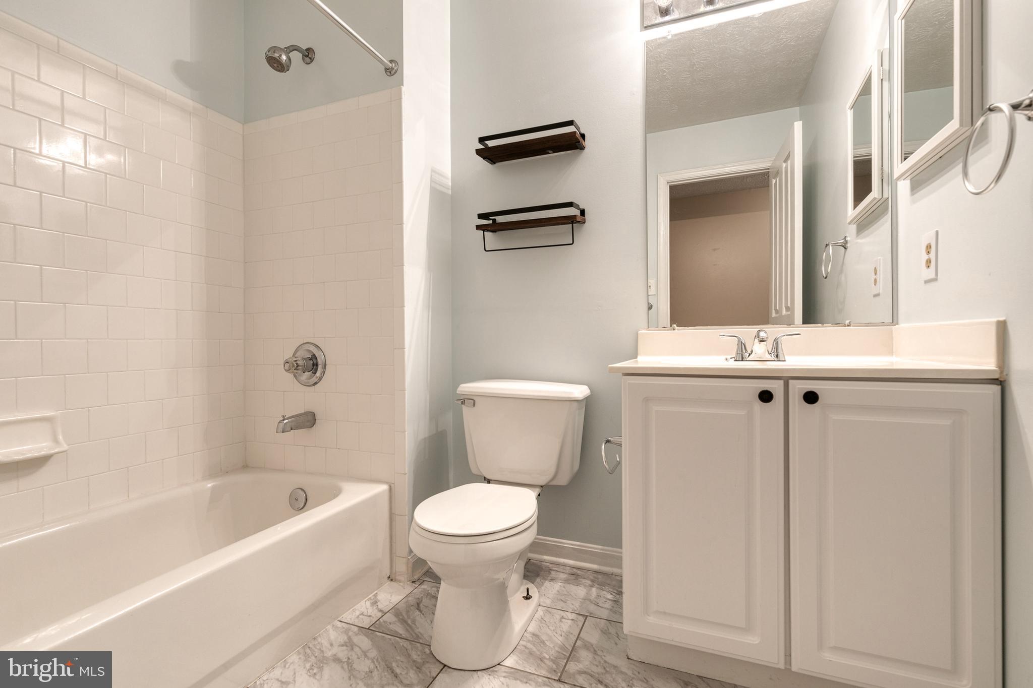 WALDEN - Residential Lease