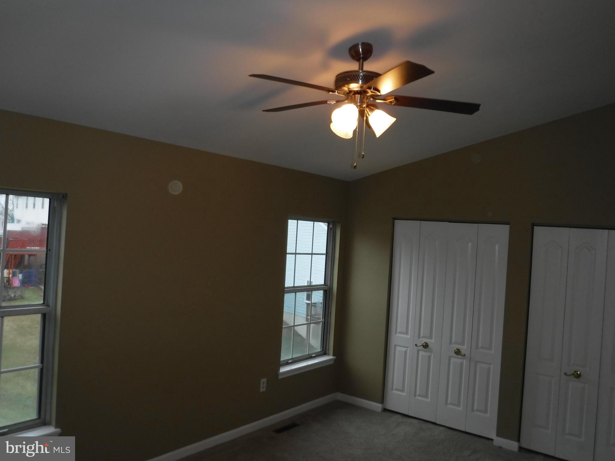 SUBURBIA - Residential