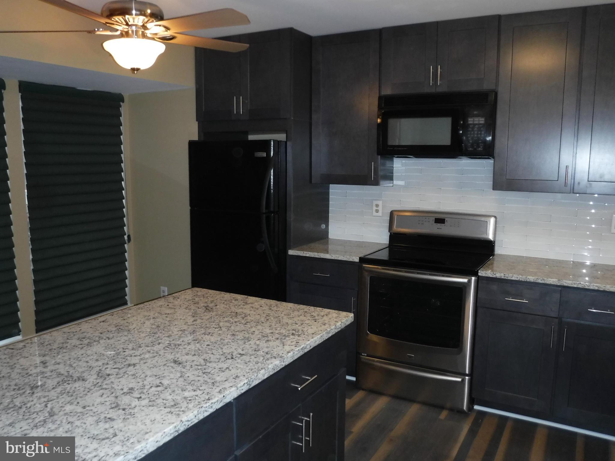 SUBURBIA - Residential